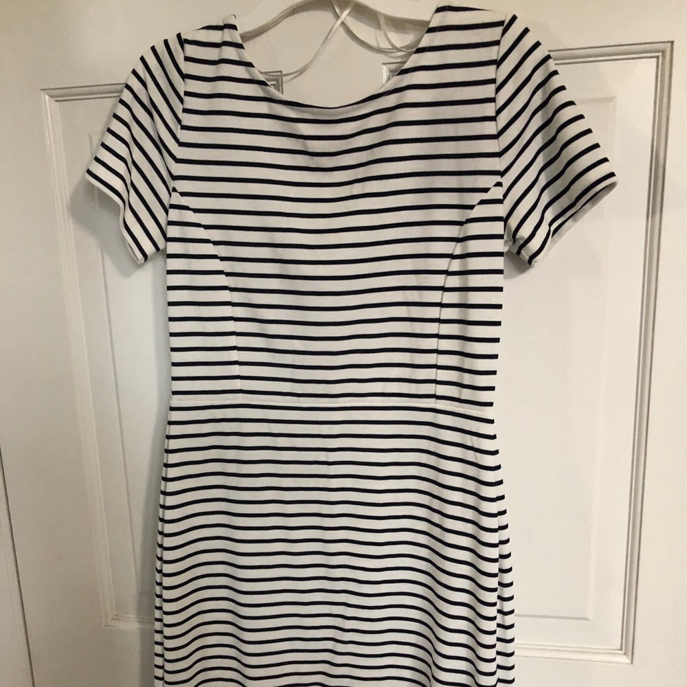 Short Casual Stripped Dress Banana Republic